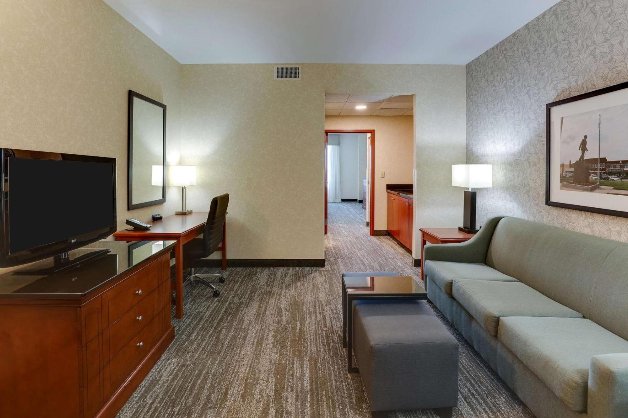 Drury Inn & Suites Independence Kansas City Blue Springs Exterior photo