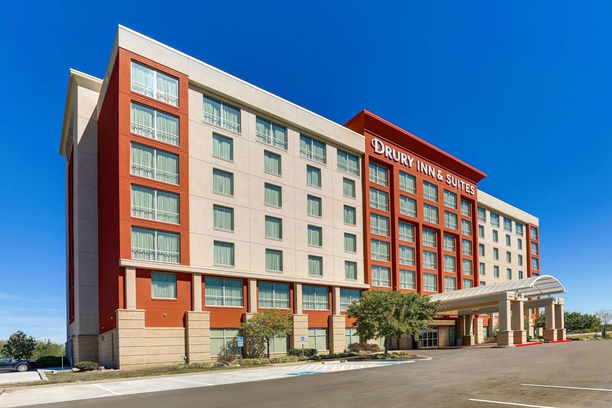 Drury Inn & Suites Independence Kansas City Blue Springs Exterior photo
