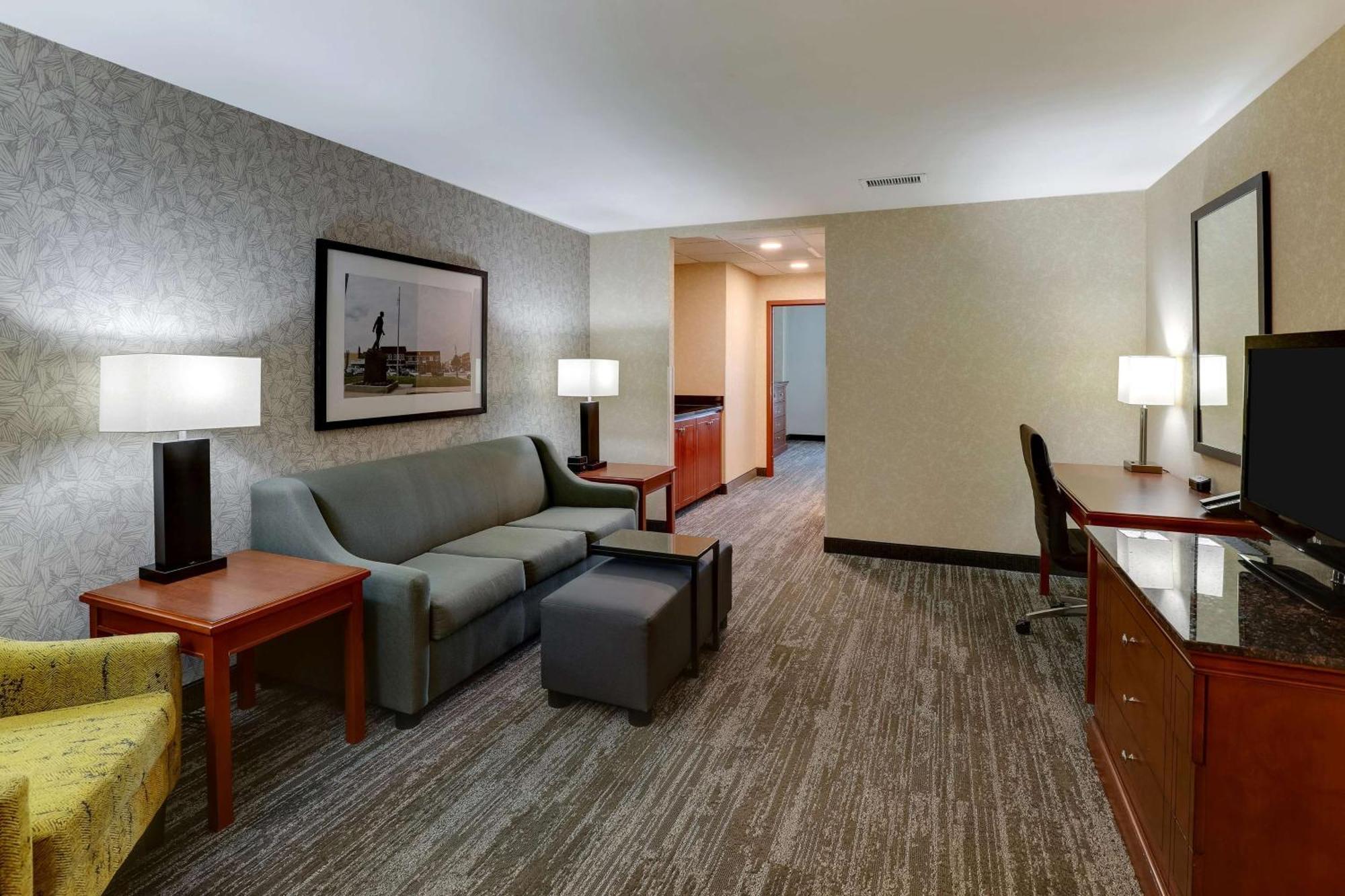 Drury Inn & Suites Independence Kansas City Blue Springs Exterior photo