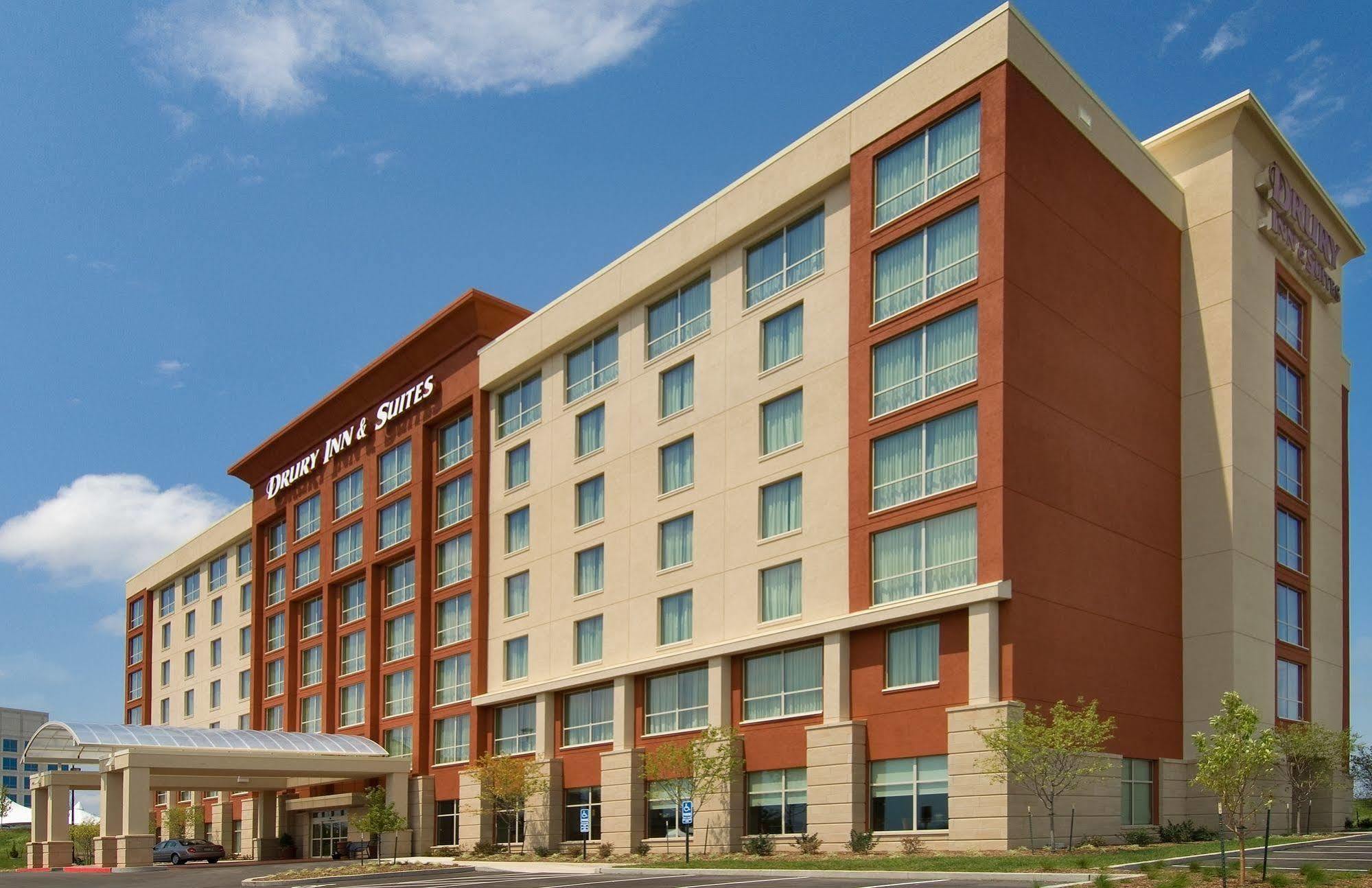 Drury Inn & Suites Independence Kansas City Blue Springs Exterior photo